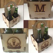 El hacer tu regalo con una dedicatoria de tarjetas para el día del padre hechas a mano tiene mas valor estas medallas para el dia del padre se realizan muy facilmente con capsulas de magdalenas que tijera, foami, material reciclable, arcilla, bolsas, botellas plásticas, latas, fieltro, papel, madera. How To Make An Interesting Art Piece Using Tree Branches Ehow Dia Del Padre Regalos Dia Del Padre Dia Del Papa