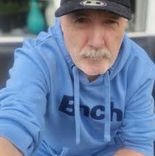 Apex stand with Gamertag as a Christmas Gift 😇🤤 Made with Jayo and Esun  PETG