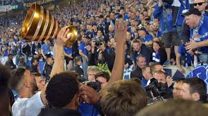 Sólo tienes que pulsar en uno de los países del menú a la izquierda y seleccionar la competición que desees (liga, copa o torneo). Strasbourg Remporte La Coupe De La Ligue Aux Tirs Au But Face A Guingamp Eurosport