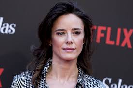 La desaparición de Pilar López de Ayala, tras probar suerte en otros países  y estudiar Historia del Arte