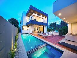 Modern Hollywood Hills Dream Home With Rooftop Entertainment Deck Hollywood Hills Homes Hollywood Hills Dream House