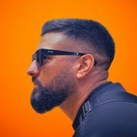 Efrain Laguna's Instagram, Twitter & Facebook