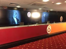 Galatasaray'da 19 haziran'da gerçekleşecek seçim öncesi her bir adayın kendine özel liste rengi olacak. Galatasaray Spor Kulubu On Twitter Galatasaray In 13 20 Ocak Ta Yapilacak Olaganustu Secim Genel Kurulu Nda Baskanliga Aday Olan Dursun Aydin Ozbek Ve Mustafa Cengiz In Oy Pusulalarinin Renk Secimi Saat 18 00 De Gstv Ve Https T Co Ccrxulqt0e Dan Canli
