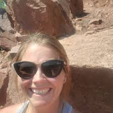 MELANIE EPP (EpptheVegan)