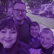 Who is a good pet groomer for a small fluffy dog in Sunward park Boksburg?