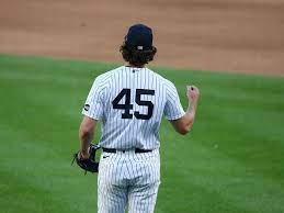 This pitch by gerrit cole to gio urshela. What S Up With Yankees Ace Gerrit Cole Pitch Mix Has Entered The Chat Pinstripe Alley
