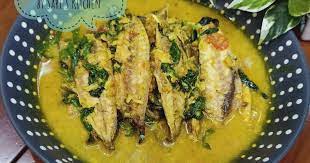 Selain bahan dasar daging, rendang menggunakan santan kelapa (karambia), dan campuran dari berbagai bumbu khas yang dihaluskan di antaranya cabai (lado), serai, lengkuas, kunyit, jahe, bawang putih, bawang merah dan aneka bumbu lainnya yang biasanya disebut sebagai pemasak. 43 Resep Mangut Pindang Enak Dan Sederhana Ala Rumahan Cookpad