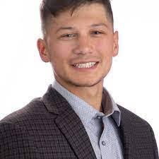 Justin Holst's Instagram, Twitter & Facebook