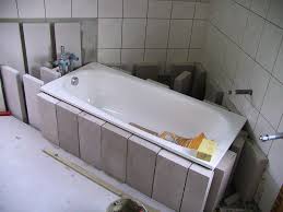 Viele moderne badewannen in diversen formen, längen und breiten kaufen. Badewanne Einbauen So Wird S Gemacht