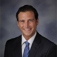 Minimally Invasive Robotic Hernia Surgeon