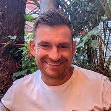 Daniel Glosson's Instagram, Twitter & Facebook