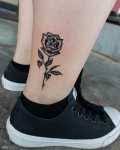 20 Small Leg Tattoos To Show Off While Its Still Hot Out Cafemomcom