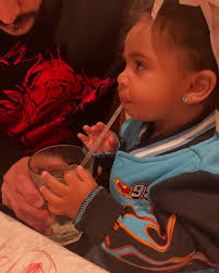 Lourian Isabel Berry First Birthday 🍓✨ . Un 14 de diciembre a las 12:05pm  nos cambio la vida y llegó nuestro gran amor ❤️ . 📸 @forevermomentspr