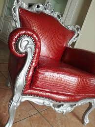Poltrona Classica Con Cornice Foglia Argento In Pelle Pitonata Bordeaux Interamente Lavorata A Mano L 87 P 80 H 120 Bordeaux Cornici Poltrone