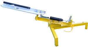 Press play to see this handheld clay thrower in action. Manual Clay Target Thrower Pigeon Trap Shooting Do All Outdoors Ct101 Competitor Sporting Goods Skeet Trap Shooting Accessories Romeinformation It