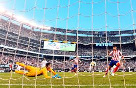 Follow the liga live football match between atlético madrid and real madrid with eurosport. Four Goals And A Red Card Diego Costa S Wild Night As Atletico Madrid Thrash Real Madrid 7 3 In Pictures The National