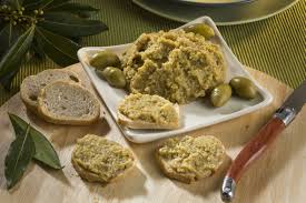 Ingredients 1 Boite De 250 G D Olives Vertes Denoyautees Ou 350 G D Olives Vertes Cassees A Denoyauter 5 Tapenade Verte Tapenade Recette Tapenade Olive Verte
