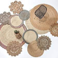 een rond vloerkleed doorbreekt het rechthoekige van een kamer deze knapperds zijn gemaakt van jute en passen ronde vloerkleden vloerkleed vloerkleed rond jute