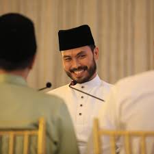 Nik zaris nelydia binti nik sen (30 temmuz 1994 doğumlu), daha çok sahne adı nelydia senrose ile tanınan malezyalı bir aktris. Foto Video Majlis Pernikahan Nelydia Senrose Dan Hafez Halimi Miss Viral Tv Info Artis Malaysia