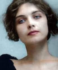 Teresa Wilms Montt In 1893, she was born into a conservative upper-class  family in Chile