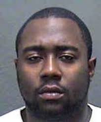 CMPD detectives searching for breaking-and-entering suspect