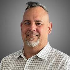 Kelly Kawell's Instagram, Twitter & Facebook