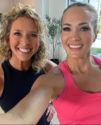 Let's save lives as much as you can 🌹🕊️