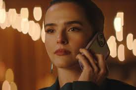 Zoey Deutch