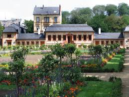 Abritel y dispose d'un parc de 508 locations saisonnières pour vos séjours. Prinz Georg Garten Darmstadt
