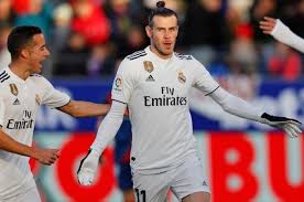56,718 likes · 4,775 talking about this · 72 were here. Hasil Huesca Vs Real Madrid Menang 1 0 El Real Kembali Merangsek 4 Besar Klasemen Liga Spanyol Bolasport Com