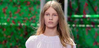 They can allocate a few hours from their daily schedule for modelling practice. Meet The New Face Of Dior She S 14 And Her Runway Walk Sparked Major Controversy Abc News