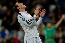 Real madrid'deki cristiano ronaldo, gareth bale, karim benzema üçlüsünden daha iyi olduğumuzu sanıyorum şeklinde konuştu. Cristiano Ronaldo And Karim Benzema Reportedly Furious With Gareth Bale Bleacher Report Latest News Videos And Highlights