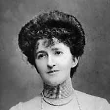 Baroness Mabel Susan St Oswald of Nostell, 1919. Art Prints from Mary Evans