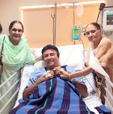 Anu malik daughter anmol malik singing live performance. Shocking News Singer Anu Malik Hospitalised Daughter Confirms The News