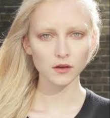 Pin By Rollingroadkill On Hair Colors Hair Pale Skin Blonde Hair Blue Eyes Blonde Hair Makeup