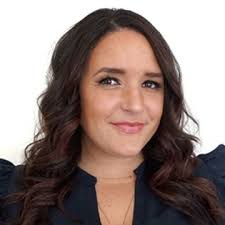 Allie Cormier's Instagram, Twitter & Facebook