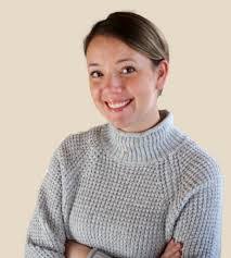 Stephanie Irvin's Instagram, Twitter & Facebook