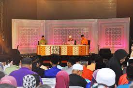 Hafidzi dan tun mahathir , 17 feb 2011. Forum Perdana Ehwal Islam Portal Rasmi Perbadanan Harta Intelek Malaysia