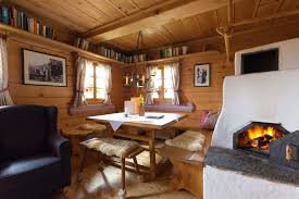 Almhutte Seinerzeit Almdorf Seinerzeit Karnten Rustikales Haus Wohne Im Tiny House Style At Home