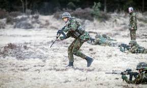 Restaurants, plattegronden en aantal inwoners harskamp per wijk of gebied in de gemeente ede. Militairen Trainen Keihard Voor De Veiligheid In Harskamp Veluwe Destentor Nl