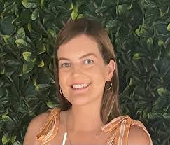 Amber Revell's Instagram, Twitter & Facebook