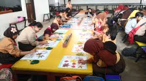 Murid Sd 006 Balikpapan Tengah Belajar Membatik Di Batik Shaho Inibalikpapan Com