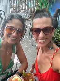 Jo-Ann Burdian (@joburdian)