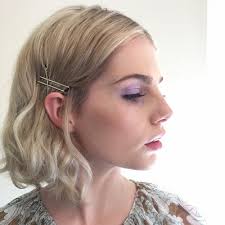Unlike straight styles, you'll want to apply your clip in extensions before curling your hair. 25 Bobby Pin Hairstyles You Haven T Tried But Should Glamour