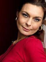 Emily Wallis's Instagram, Twitter & Facebook