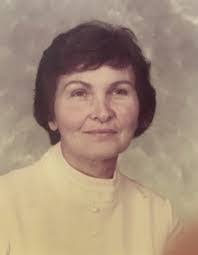 Anna Rosinski's Instagram, Twitter & Facebook