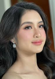 My Gorgeous and Glowing Debutante 🌸 Reine Mariel Gomez ✨ thankyou mamsh  for choosing and trusting #MakeupByPhokz MUA I Jerome Phokz Bognot Hair