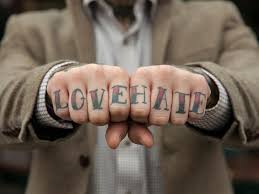 1001 Ideas Y Consejos De Tatuajes En Los Dedos Tatuajes En Los Dedos Tatuajes En La Mano Tatuajes En La Mano Para Hombres