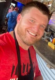 Daniel Holliman's Instagram, Twitter & Facebook