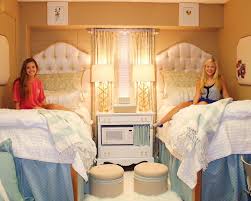 Grab your clothes pin and your sheet of paper. Take A Peek Inside The Most Stunning College Dorm Room Makeovers College Dorm Room Ideas